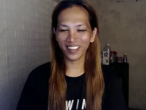 isabellabigcock06 online show from April 6, 2026, 11:00 am