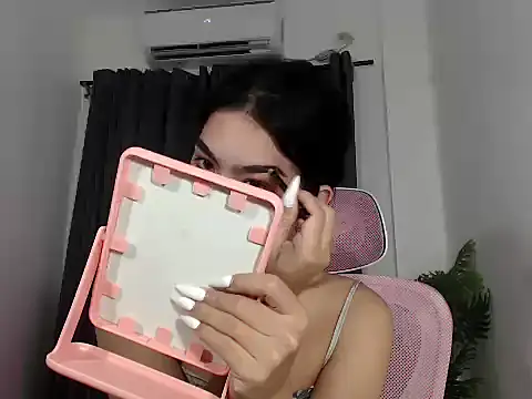 sexygoddess2999 online show from September 27, 2025, 6:36 pm