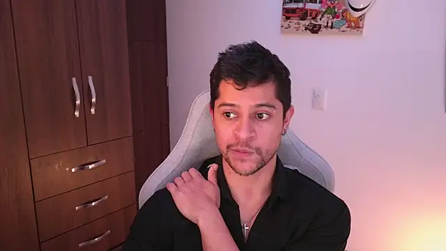 Snapshot of domsantiago_ chatting on November 27, 2025, 3:18 am domsantiago online show from November 27, 2025, 3:18 am