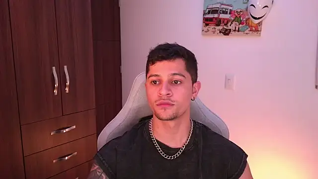 Snapshot of domsantiago_ chatting on November 1, 2025, 1:56 am domsantiago online show from November 1, 2025, 1:56 am