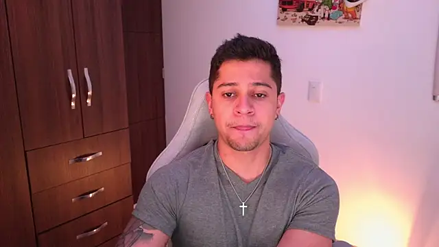 Snapshot of domsantiago_ chatting on October 29, 2025, 1:48 am domsantiago online show from October 29, 2025, 1:48 am