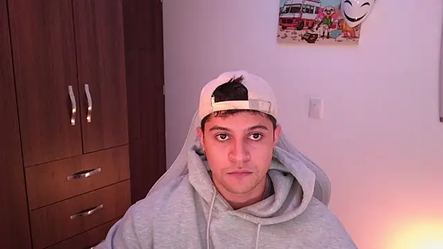 Snapshot of domsantiago_ chatting on November 9, 2025, 1:20 am domsantiago online show from November 9, 2025, 1:20 am