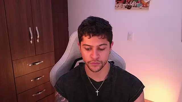 Snapshot of domsantiago_ chatting on November 24, 2025, 2:44 am domsantiago online show from November 24, 2025, 2:44 am