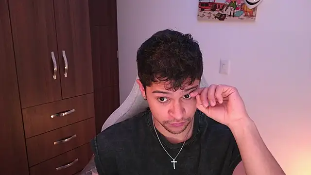 Snapshot of domsantiago_ chatting on November 19, 2025, 2:55 am domsantiago online show from November 19, 2025, 2:55 am