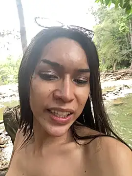 Paulalu95 online show from March 12, 2026, 8:18 am