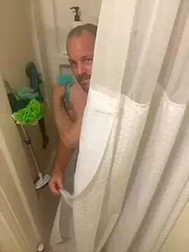 Snapshot of Bar_110221 chatting on September 23, 2025, 11:56 pm Bar 110221 online show from September 23, 2025, 11:56 pm