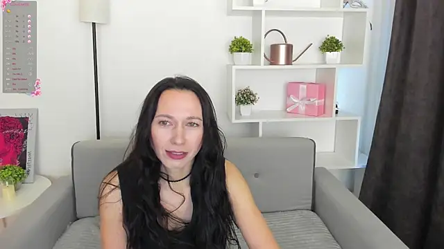 Snapshot of RubiHarlot chatting on October 19, 2025, 2:14 am RubiHarlot online show from October 19, 2025, 2:14 am