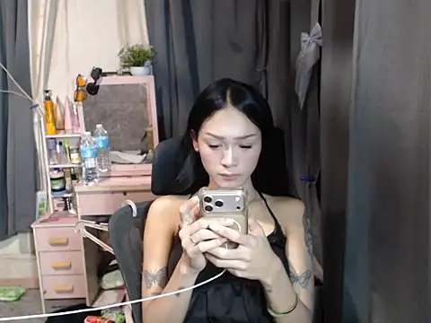 miss h0tmissy online show from June 27, 2026, 4:46 pm