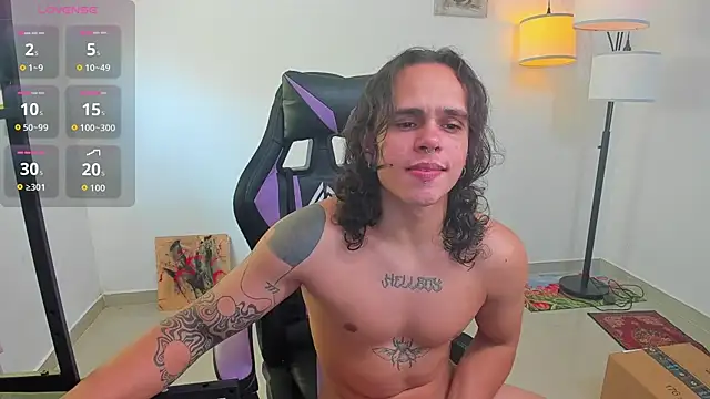 Maximiliano scoott   online show from November 4, 2025, 7:39 pm