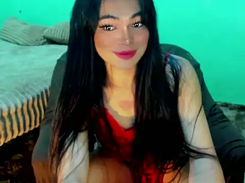 Snapshot of Sweetpeaxx chatting on May 3, 2026, 7:06 pm Sweetpeaxx online show from May 3, 2026, 7:06 pm