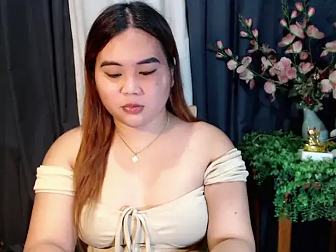 Snapshot of queen_staceyy chatting on December 4, 2025, 7:07 am queen staceyy online show from December 4, 2025, 7:07 am