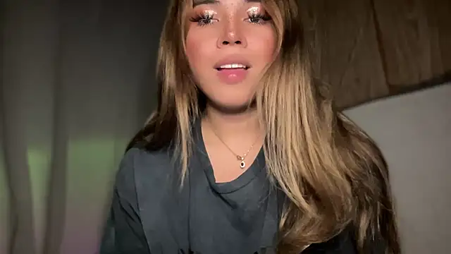 Snapshot of goddessofalltime chatting on November 29, 2025, 4:07 pm goddessofalltime online show from November 29, 2025, 4:07 pm