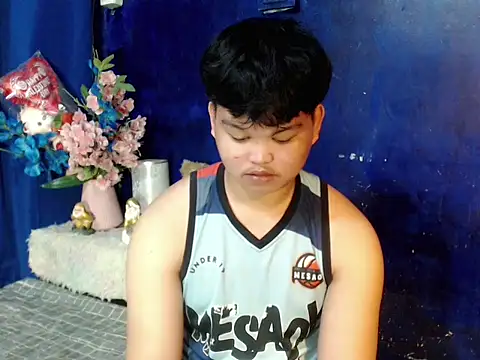 Snapshot of Reynelcock chatting on March 1, 2026, 8:09 pm Reynelcock online show from March 1, 2026, 8:09 pm