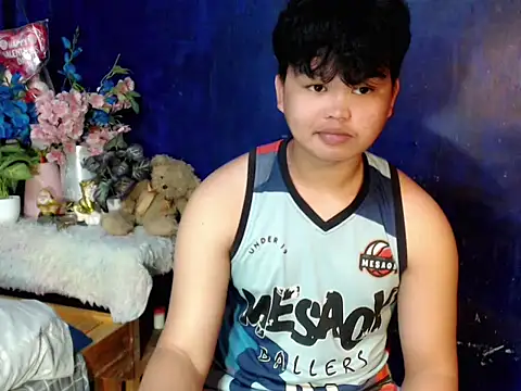 Snapshot of Reynelcock chatting on January 9, 2026, 4:25 pm Reynelcock online show from January 9, 2026, 4:25 pm