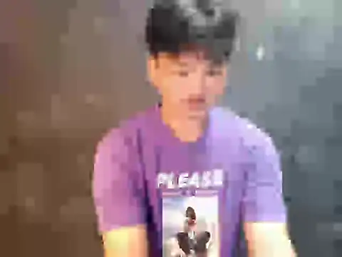 Snapshot of Reynelcock chatting on December 20, 2025, 7:22 am Reynelcock online show from December 20, 2025, 7:22 am