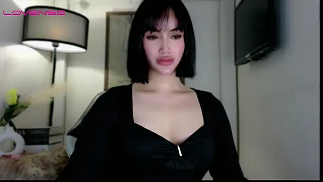 anna lala7 online show from December 5, 2025, 5:17 am