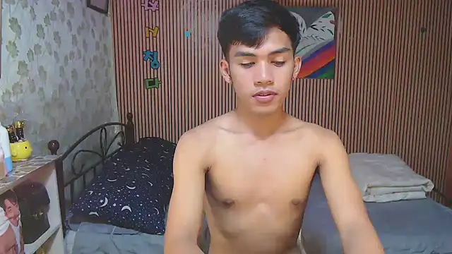 Snapshot of urhot_chany chatting on September 17, 2025, 10:06 am urhot chany online show from September 17, 2025, 10:06 am