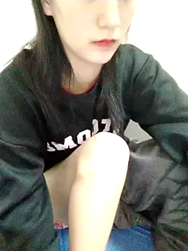 Snapshot of Kembong01 chatting on December 22, 2025, 1:44 pm Kembong01 online show from December 22, 2025, 1:44 pm