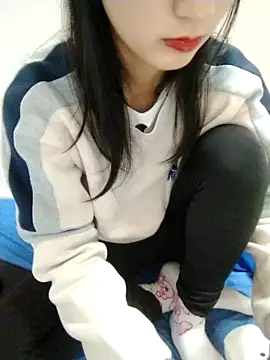 Snapshot of Kembong01 chatting on February 3, 2026, 7:24 am Kembong01 online show from February 3, 2026, 7:24 am