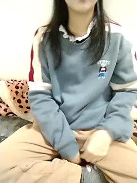 Snapshot of Kembong01 chatting on February 11, 2026, 1:33 pm Kembong01 online show from February 11, 2026, 1:33 pm