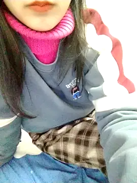 Snapshot of Kembong01 chatting on January 8, 2026, 1:28 pm Kembong01 online show from January 8, 2026, 1:28 pm