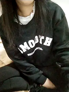 Snapshot of Kembong01 chatting on February 14, 2026, 6:52 pm Kembong01 online show from February 14, 2026, 6:52 pm