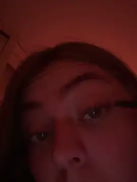 YoungLeo2006 online show from September 29, 2025, 9:20 pm