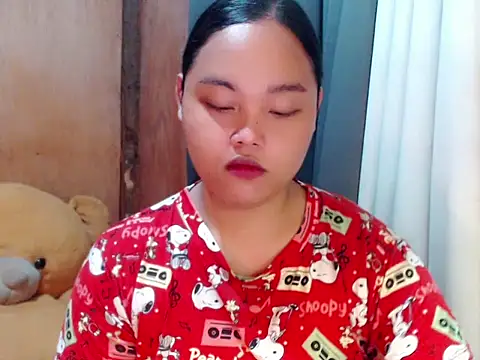 Snapshot of _Lylia chatting on November 28, 2025, 2:56 am Lylia online show from November 28, 2025, 2:56 am