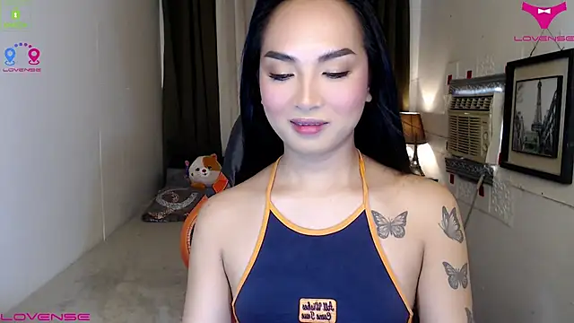 Snapshot of Goddess_Isabel chatting on November 17, 2025, 2:04 am Goddess Isabel online show from November 17, 2025, 2:04 am