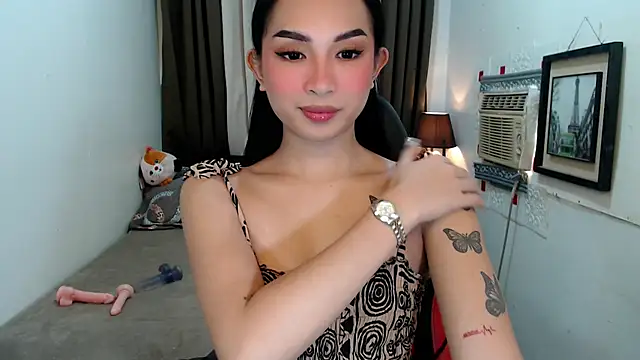Snapshot of Goddess_Isabel chatting on October 22, 2025, 12:43 am Goddess Isabel online show from October 22, 2025, 12:43 am
