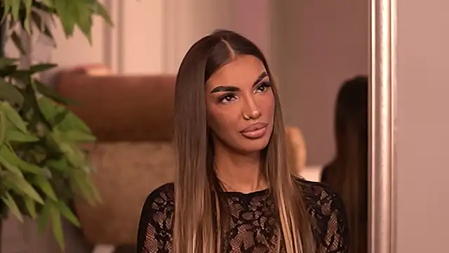 KendalJolly online show from September 12, 2025, 6:51 pm