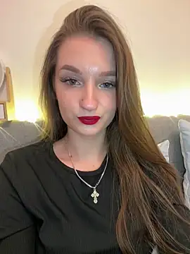 Snapshot of AdelinaEmber chatting on October 25, 2025, 12:17 pm AdelinaEmber online show from October 25, 2025, 12:17 pm