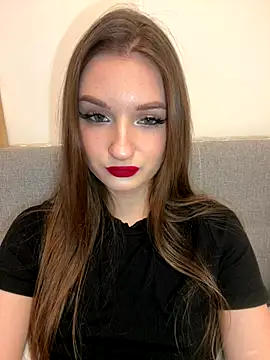 Snapshot of AdelinaEmber chatting on October 29, 2025, 11:53 am AdelinaEmber online show from October 29, 2025, 11:53 am