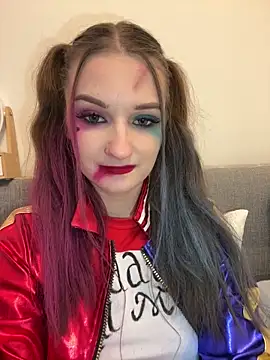 Snapshot of AdelinaEmber chatting on October 31, 2025, 11:51 am AdelinaEmber online show from October 31, 2025, 11:51 am