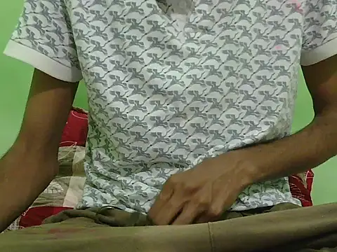 Snapshot of rockyy23boy chatting on November 11, 2025, 10:47 pm rockyy23boy online show from November 11, 2025, 10:47 pm