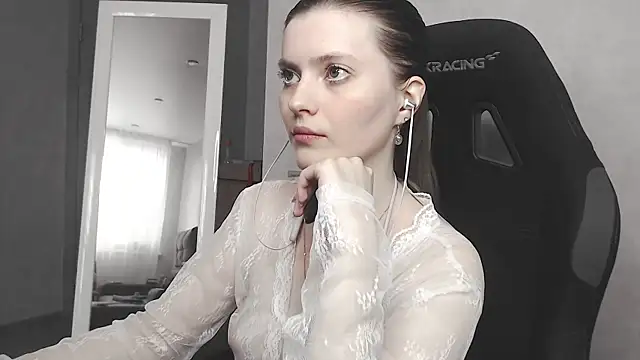 Snapshot of cute_elfy_ chatting on September 26, 2025, 2:02 pm cute elfy  online show from September 26, 2025, 2:02 pm