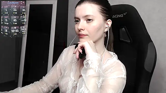 Snapshot of cute_elfy_ chatting on September 27, 2025, 4:46 pm cute elfy  online show from September 27, 2025, 4:46 pm