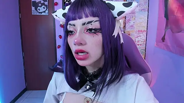 Vero Osb  online show from May 3, 2026, 8:34 pm