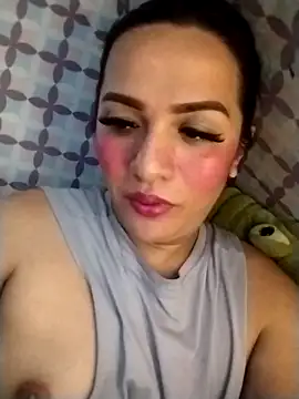 enoria1992 online show from February 10, 2026, 12:42 am