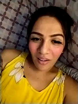 Snapshot of enoria1992 chatting on May 9, 2026, 3:32 am enoria1992 online show from May 9, 2026, 3:32 am