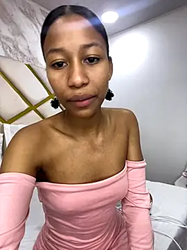 Snapshot of LorenBeiker- chatting on November 8, 2025, 11:14 am LorenBeiker- online show from November 8, 2025, 11:14 am