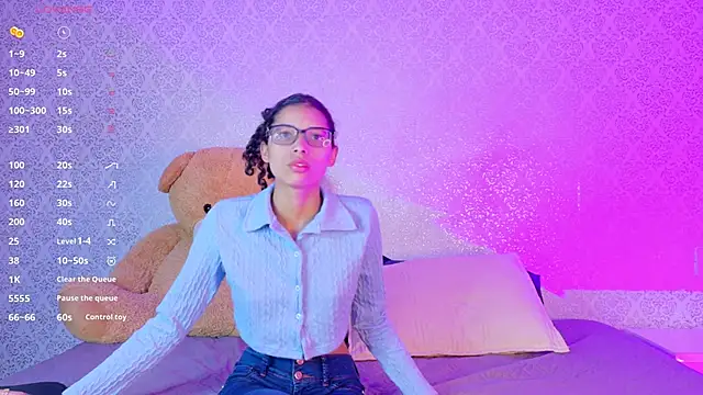 Snapshot of BeccaReedd chatting on October 23, 2025, 9:35 pm BeccaReedd online show from October 23, 2025, 9:35 pm