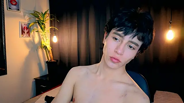 Christopher 77 online show from November 6, 2025, 3:54 am