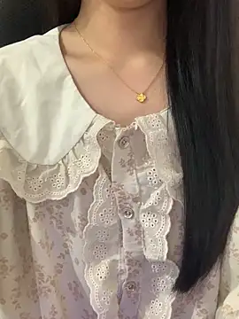 JennyQueen18 online show from February 8, 2026, 3:32 pm