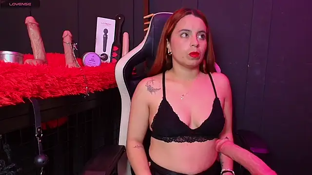 Snapshot of Meghan_storm chatting on December 3, 2025, 11:42 am Meghan storm online show from December 3, 2025, 11:42 am