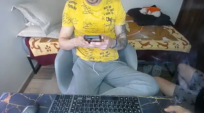 bossking017 online show from March 16, 2025, 12:33 pm