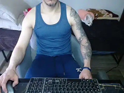 bossking017 online show from March 8, 2025, 1:47 pm