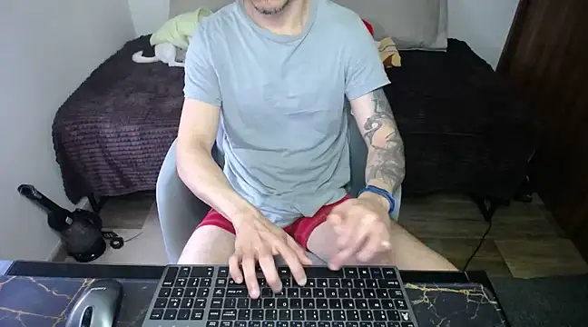 bossking017 online show from February 21, 2025, 2:27 pm