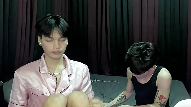 hotfreshdior online show from December 1, 2025, 4:30 pm