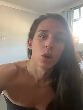 Isabelaa  online show from January 12, 2026, 8:04 pm